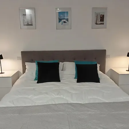 Conti 36 Terrazza Sul Mare 2lettini E Ombrellone Apartament Porto SantʼElpidio