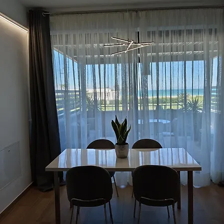 Conti 36 Terrazza Sul Mare-free Parking