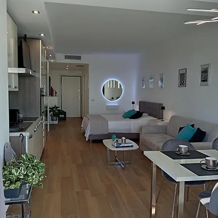 Conti 36 Terrazza Sul Mare 2lettini E Ombrellone Apartament Porto SantʼElpidio