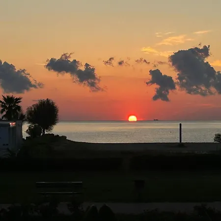 Conti 36 Terrazza Sul Mare *