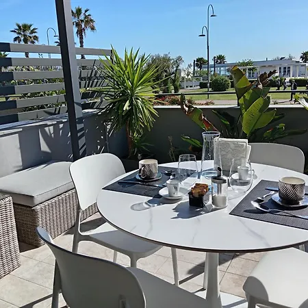 アパート Conti 36 Terrazza Sul Mare 2lettini E Ombrellone Porto SantʼElpidio