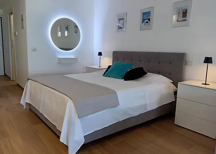 Conti 36 Terrazza Sul Mare Apartment *